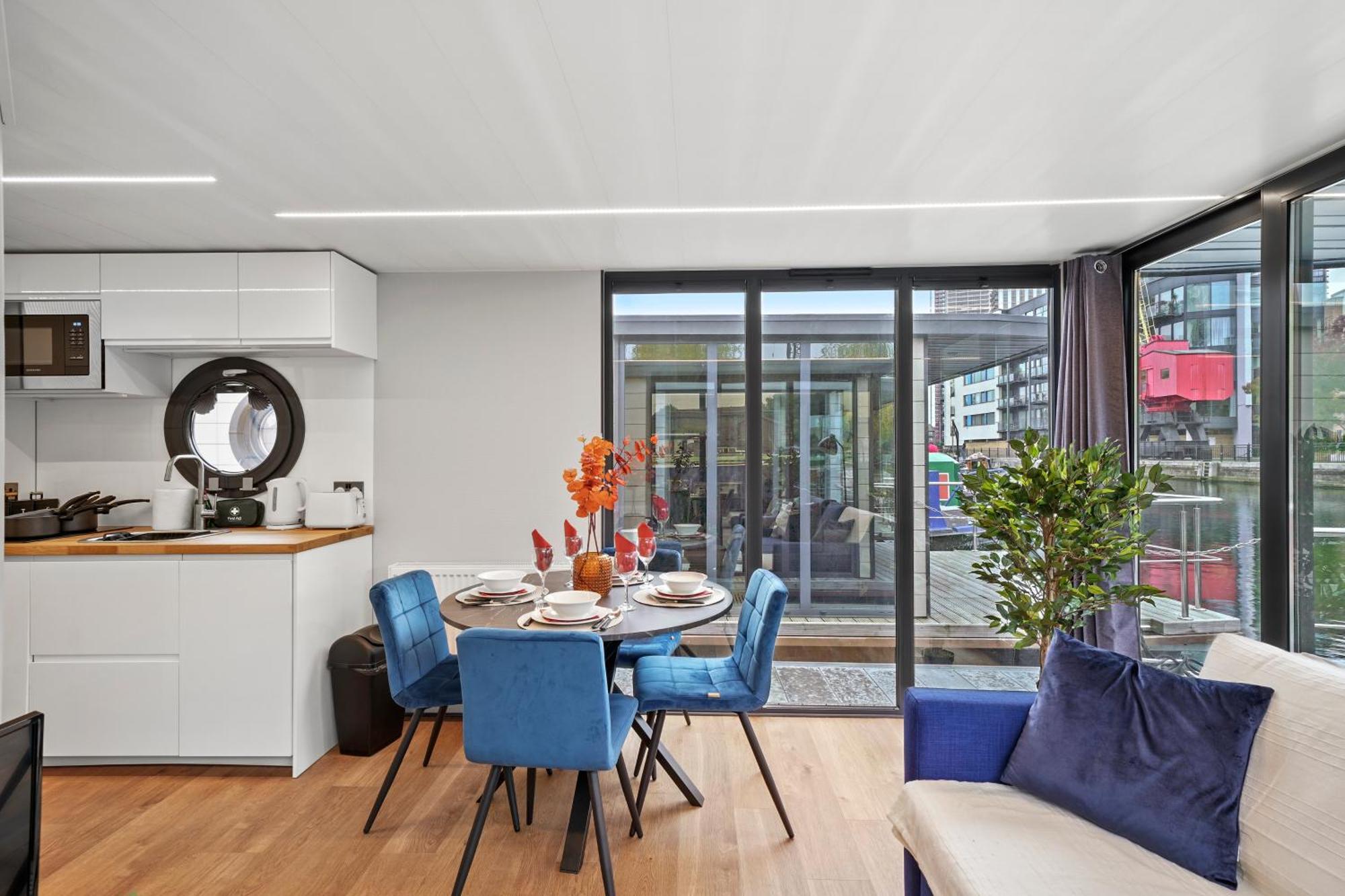 Unique Water Lodge In London - Sleeps 6 Exteriör bild