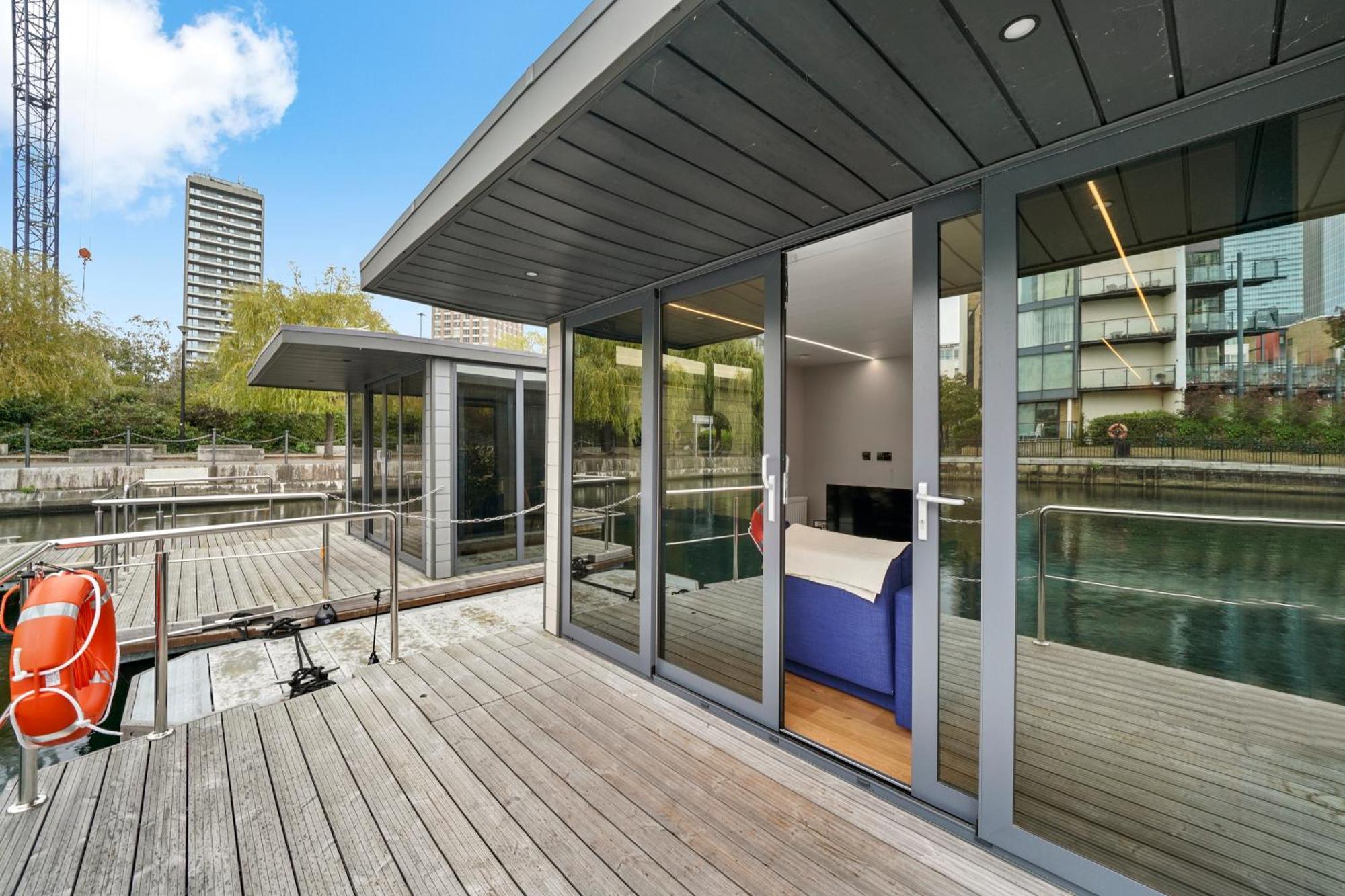 Unique Water Lodge In London - Sleeps 6 Exteriör bild